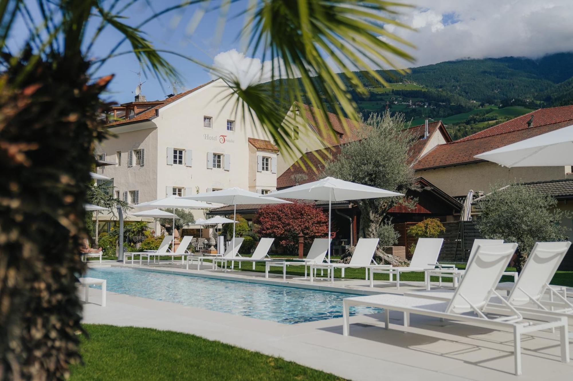 Hotel Traube Брессаноне Екстер'єр фото