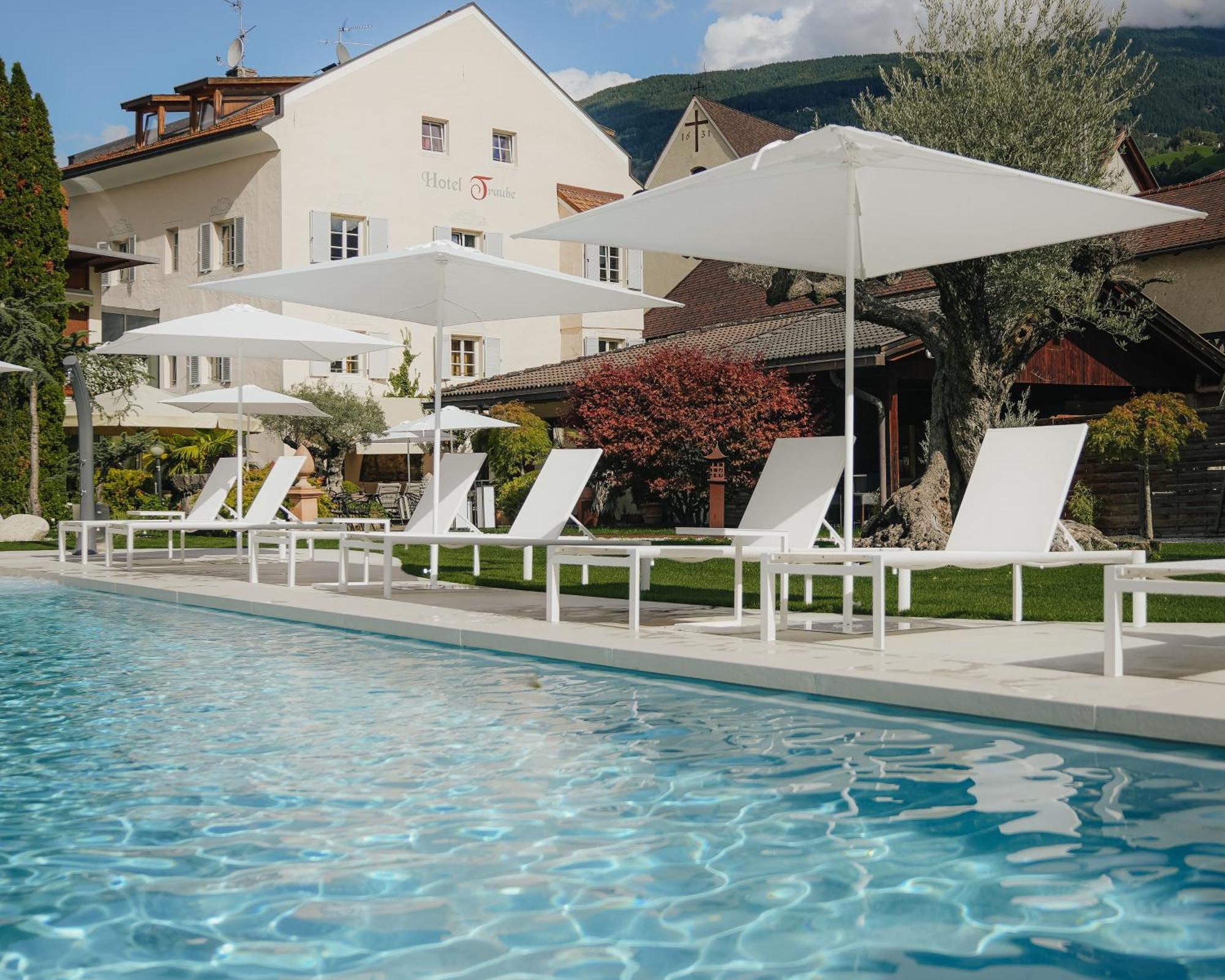 Hotel Traube Брессаноне Екстер'єр фото