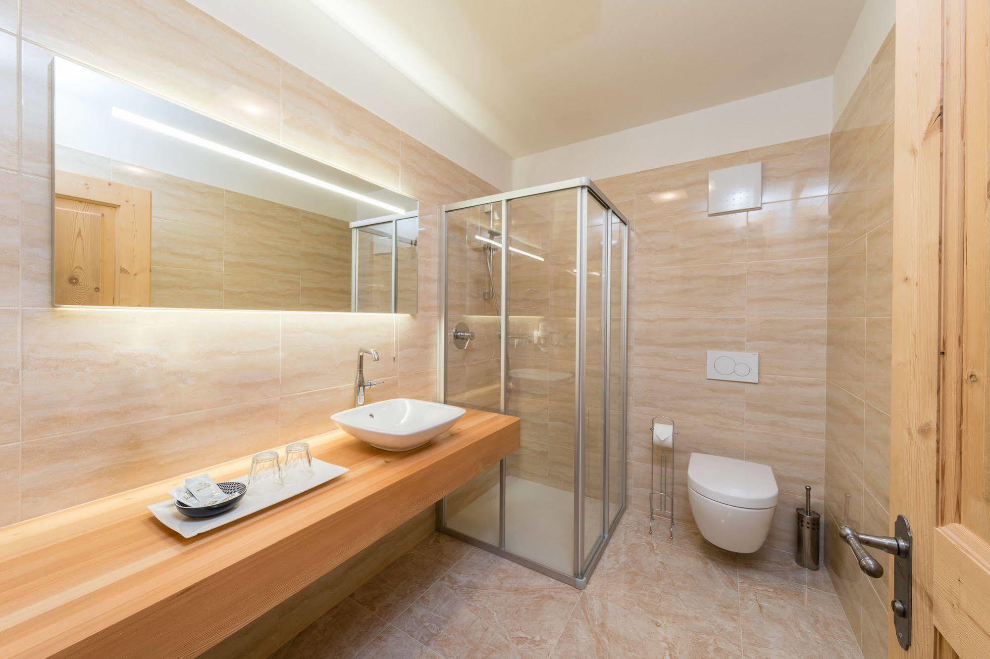 Hotel Traube Брессаноне Екстер'єр фото