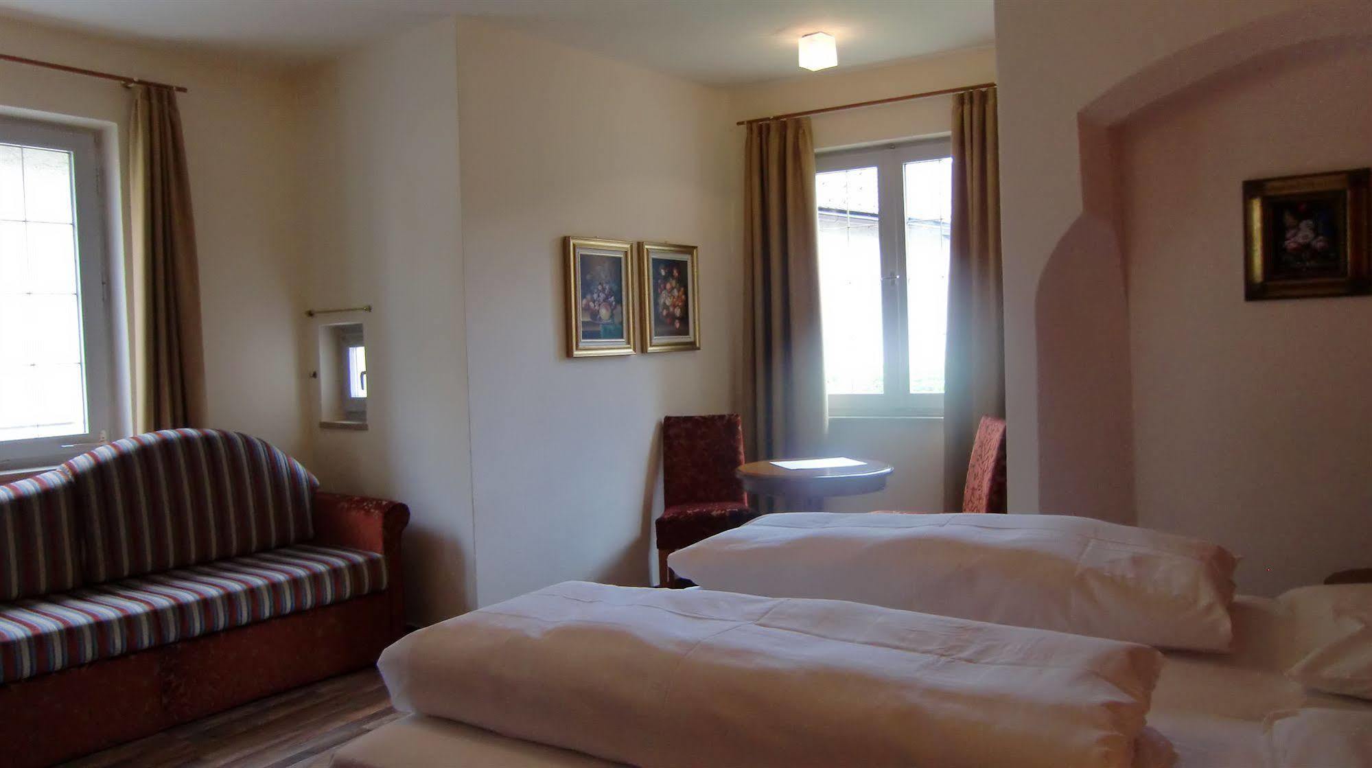 Hotel Traube Брессаноне Екстер'єр фото